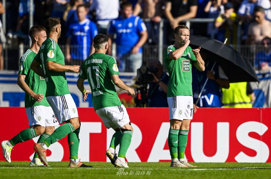 作为曾随曼 作为曾随曼